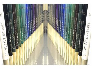 مداد چشم ضد آب کوزارت در 22 کد رنگ1