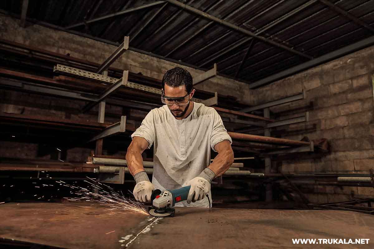 مینی فرز بوش مدل GWS 700