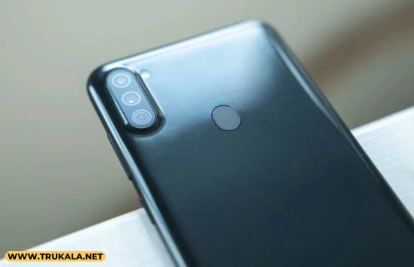 سامسونگ Galaxy A11 دو سیم کارت ظرفیت 32 گیگابایت رم 2