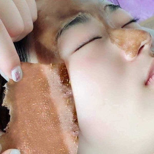 ماسک جادوی عسل سیاه کره ای