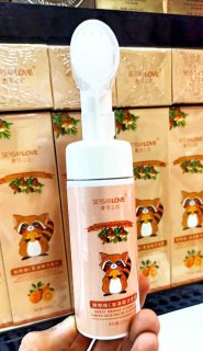 فوم شستشو صورت ویتامین سی سرسان لاو