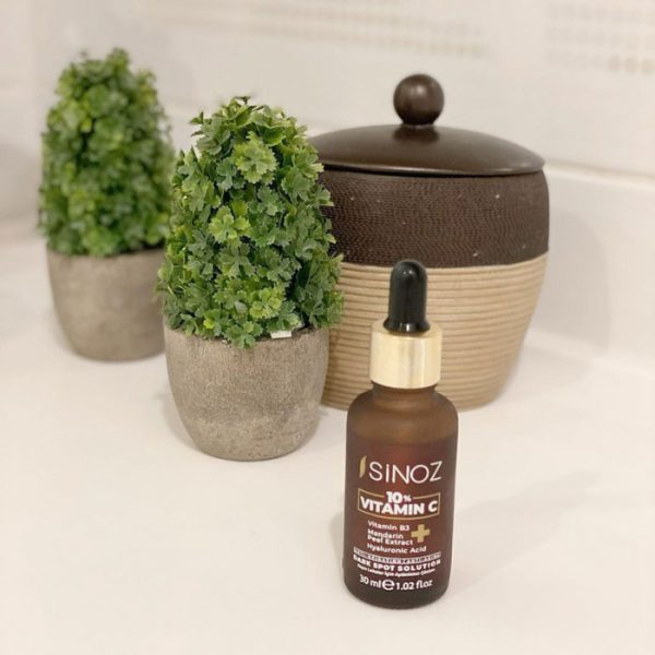 سرم روشن کننده ویتامین سی سینوز