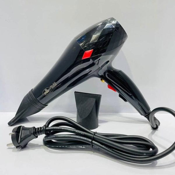 سشوار مکس ۸۰۰