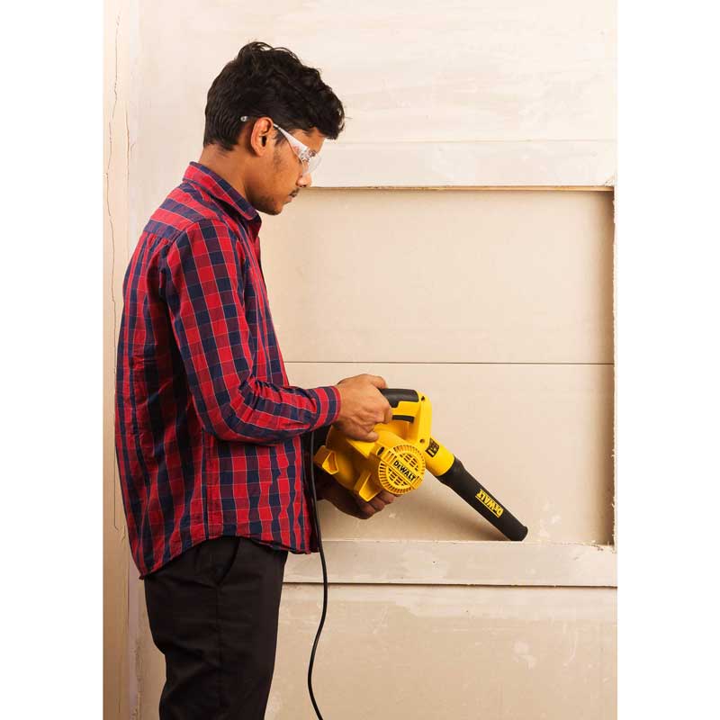 بلوور (مکنده و دمنده) دیوالت مدل DWB800