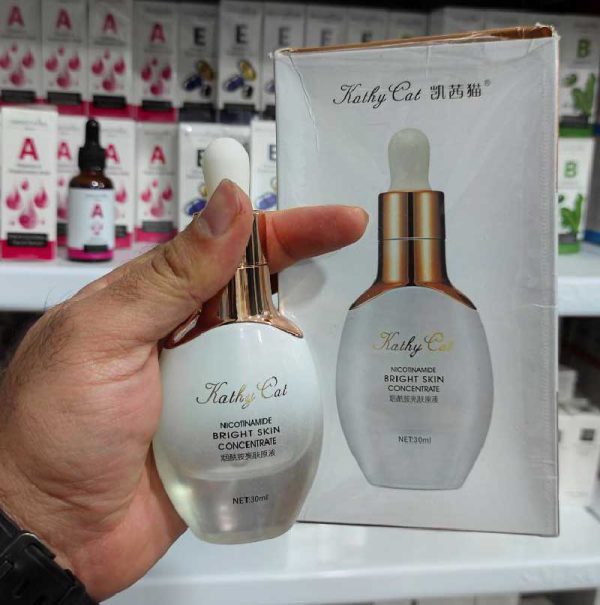 سرم روشن کننده نیکوتین آمید کتی کت