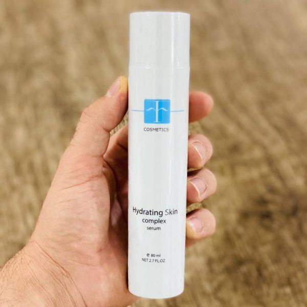 سرم هیالورونیک اسید و آبرسان اف کازمتیکس