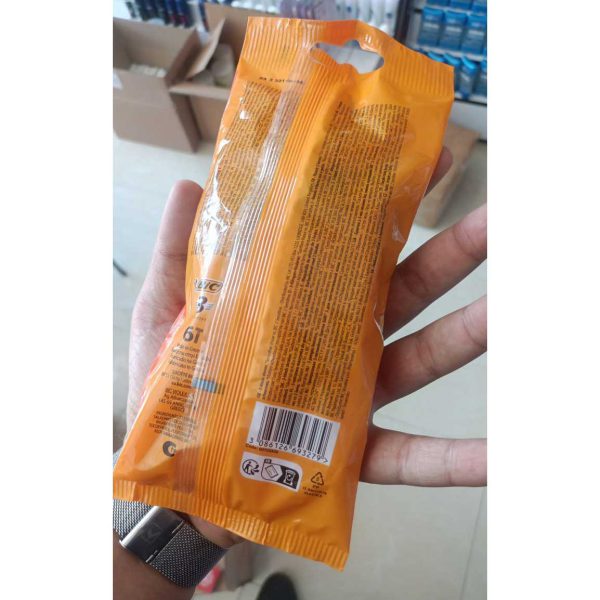 تیغ اصلاح شش تایی بیک