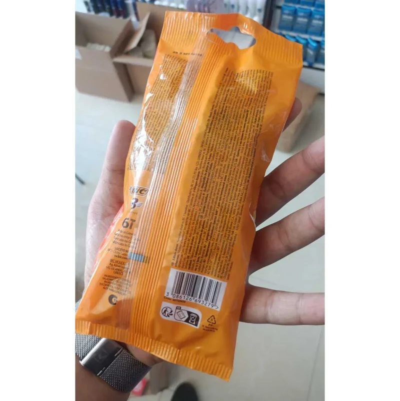 تیغ اصلاح شش تایی بیک