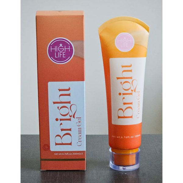 کرم روشن کننده هایلایف