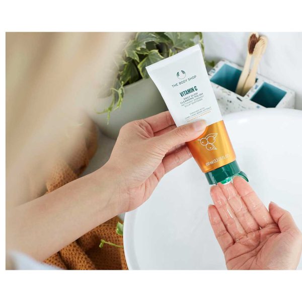 شوینده ویتامین سی بادی شاپ