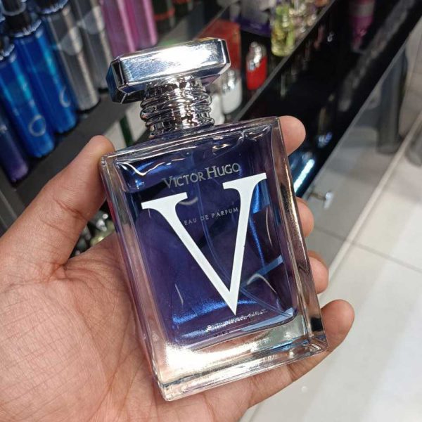 ادکلن مردانه آبی ویکتور هوگو