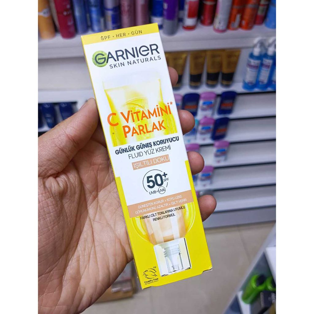 ضد آفتاب ویتامین سی رنگی گارنیر