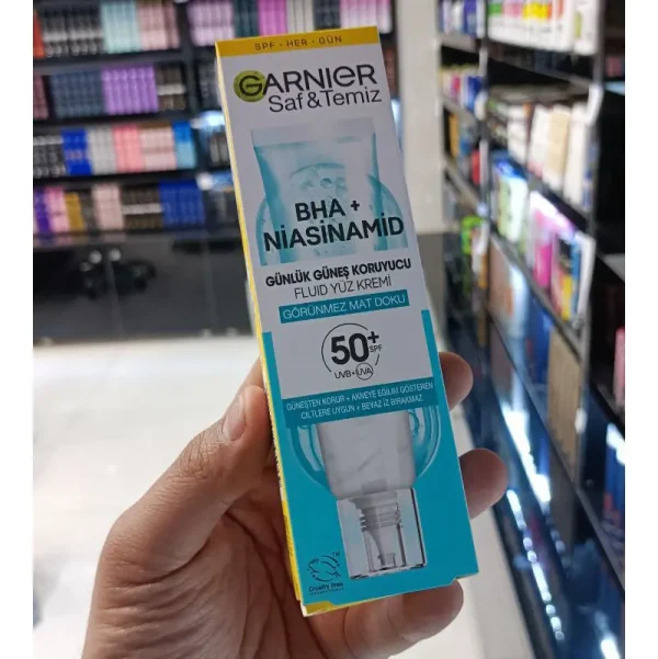 ضد آفتاب نیاسینامید گارنیر