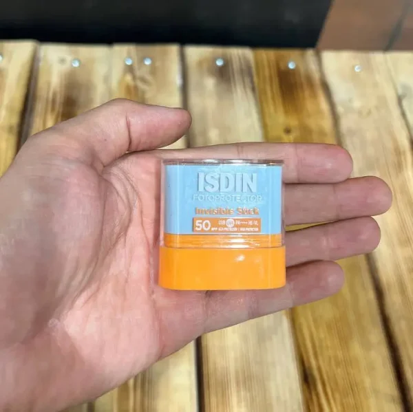 ضد آفتاب استیکی ایزدین