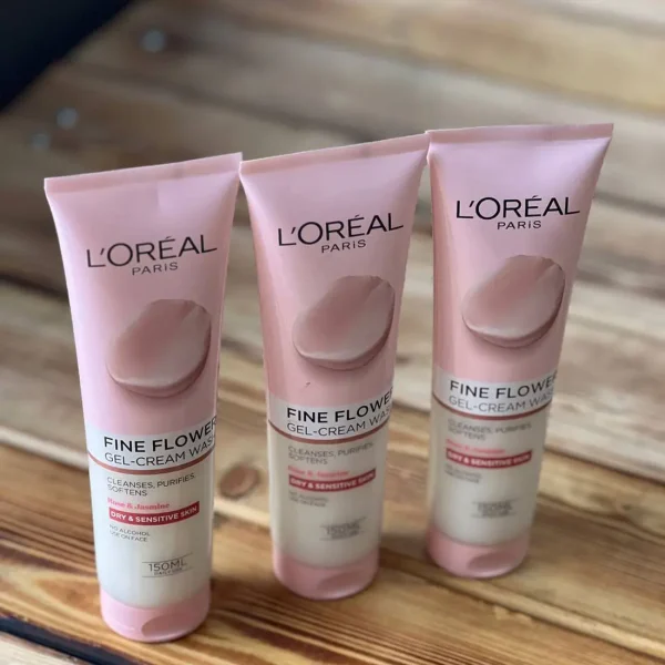 ژل شستشو گل رز لورال