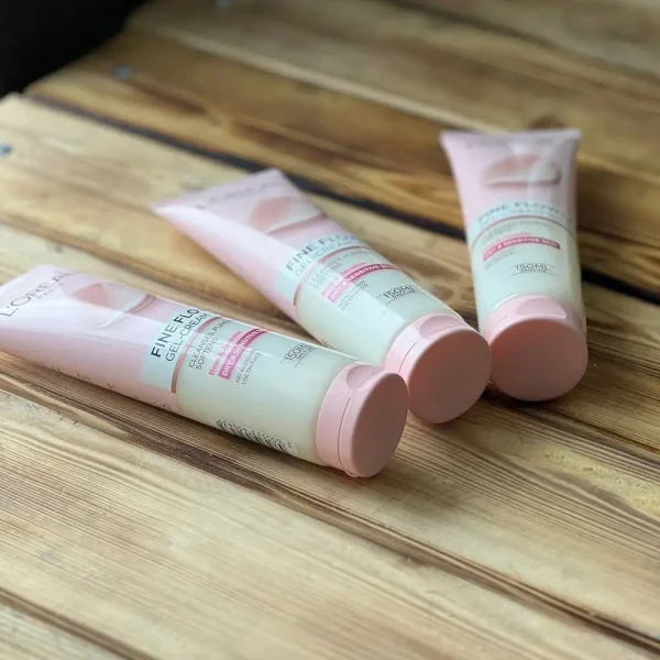 ژل شستشو گل رز لورال