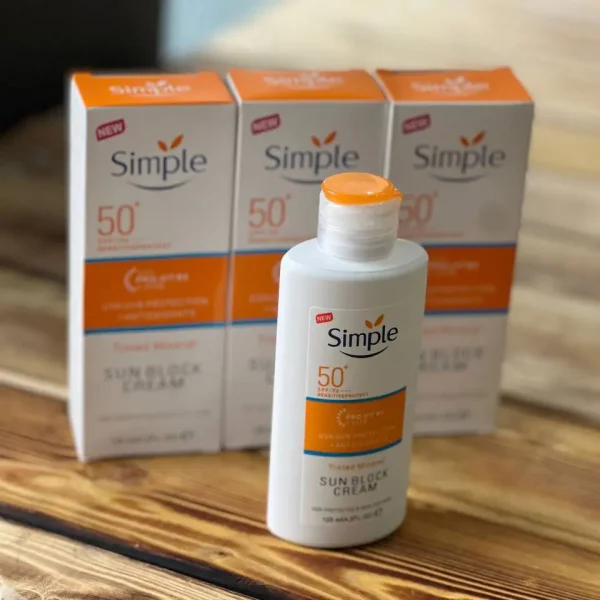 خرید کرم ضد آفتاب ویتامین B5 سیمپل