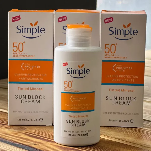 کرم ضد آفتاب ویتامین B5 سیمپل