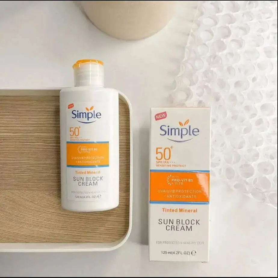 کرم ضد آفتاب ویتامین B5 سیمپل