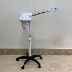 بخور تک لول گرم ایستاده