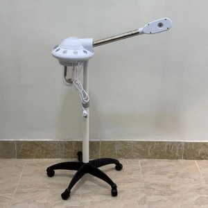 بخور تک لول گرم ایستاده