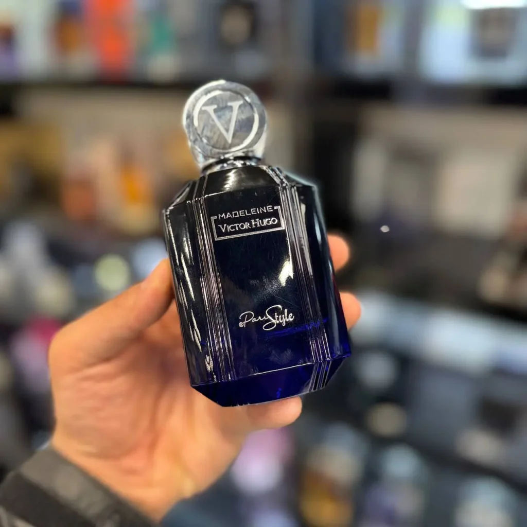 ادوپرفیوم مردانه مدلین ویکتور هوگو
