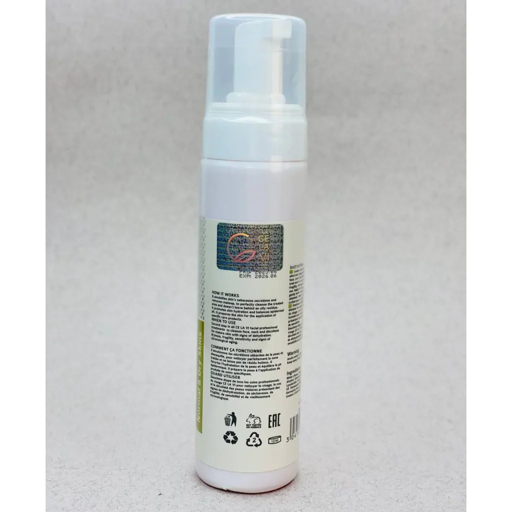 فوم پاک کننده پوست خشک سلاوی