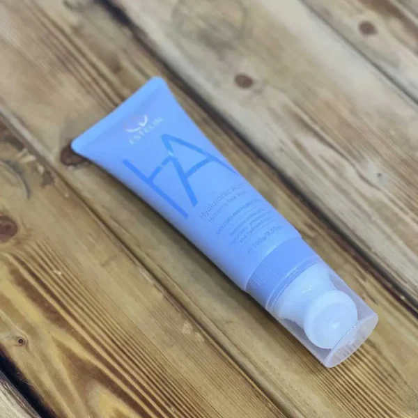 فوم شستشو هیالورونیک اسید استلین