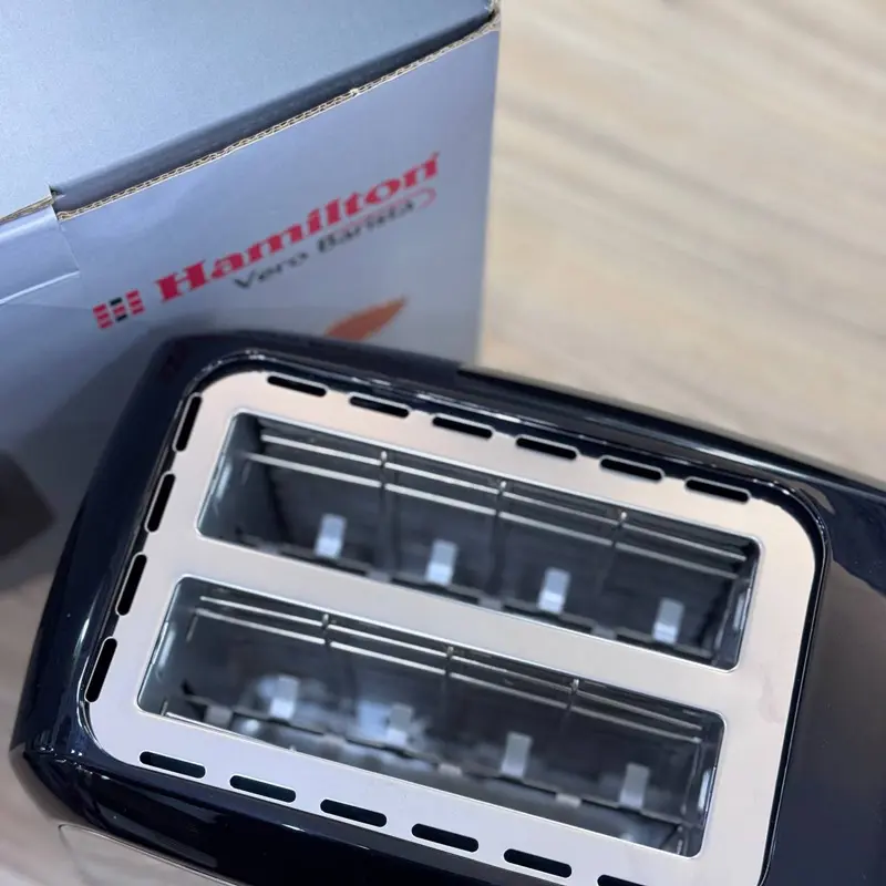 توستر نان همیلتون مدل HT-2433