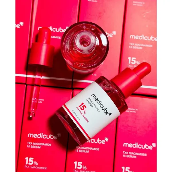 سرم نیاسینامید و ترانگزامیک 15% مدی کیوب