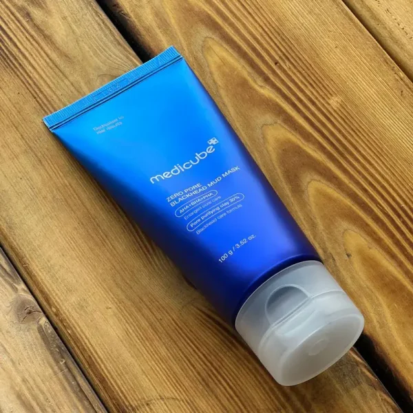 ماسک ضدجوش سرسیاه و کنترل منافذ مدی کیوب