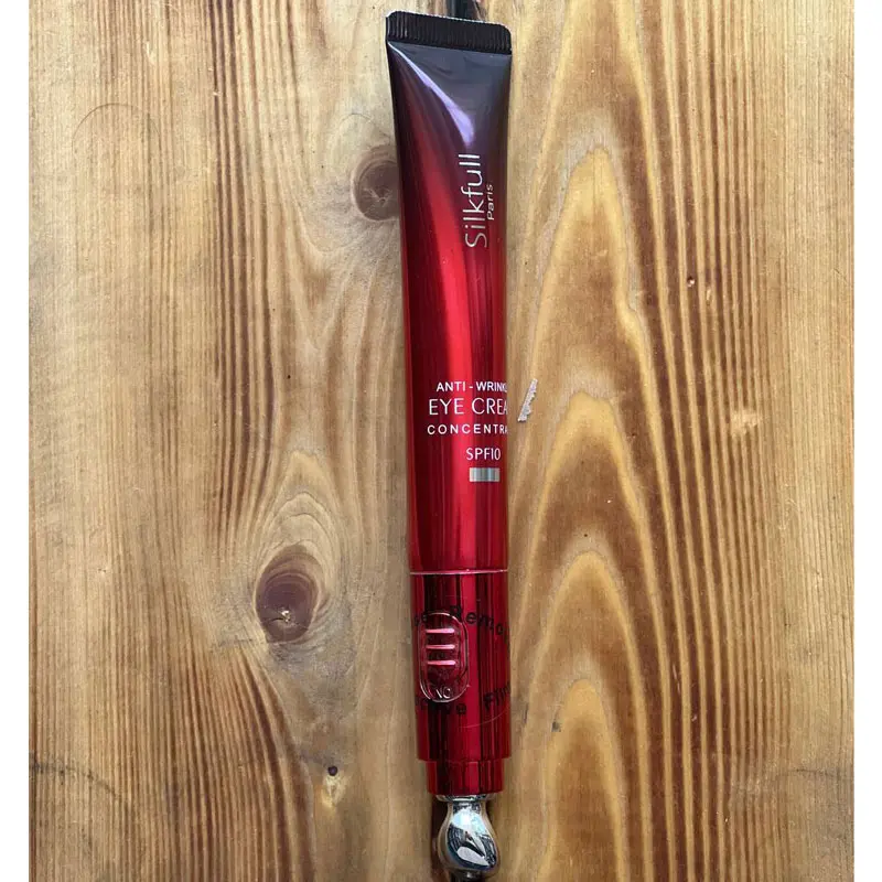 کرم دورچشم ویبره دار سیلکفول