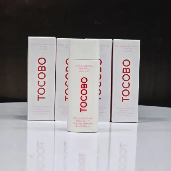 کرم ضد آفتاب ویتامینه تون آپ توکوبو