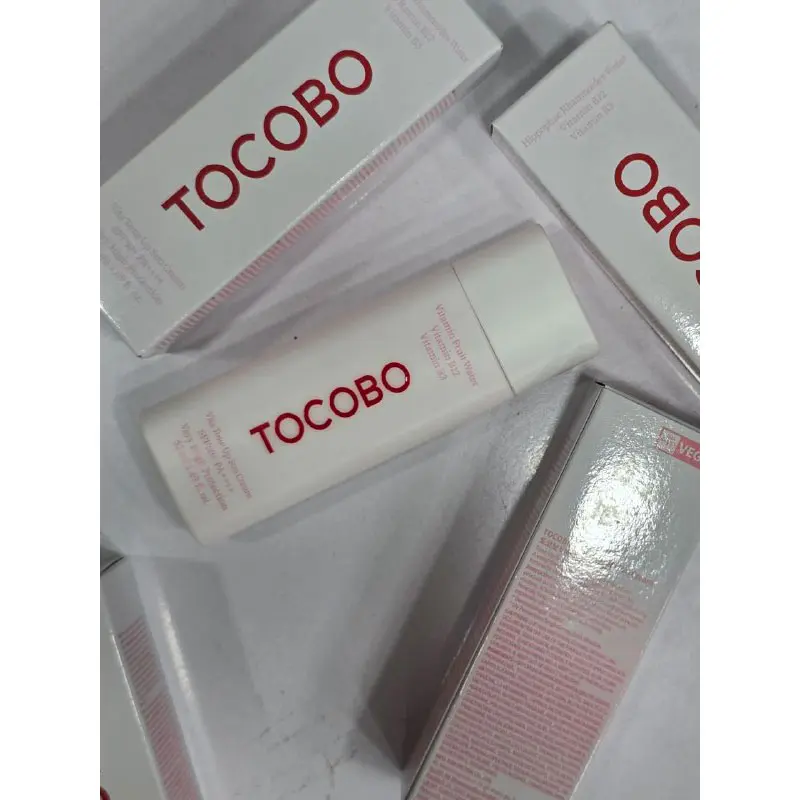 کرم ضد آفتاب ویتامینه تون آپ توکوبو