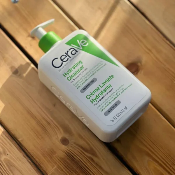 ژل شستشو مرطوب کننده صورت سراوی