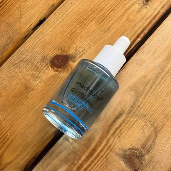 سرم آبرسان هیالورونیک اسید و مولتی پپتاید مدی کیوب